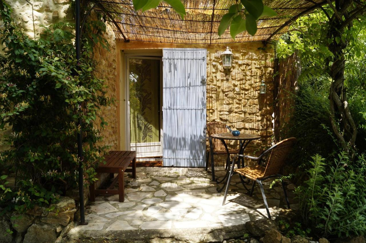 Mas du Clos de l'Escarrat Jonquieres  Extérieur photo