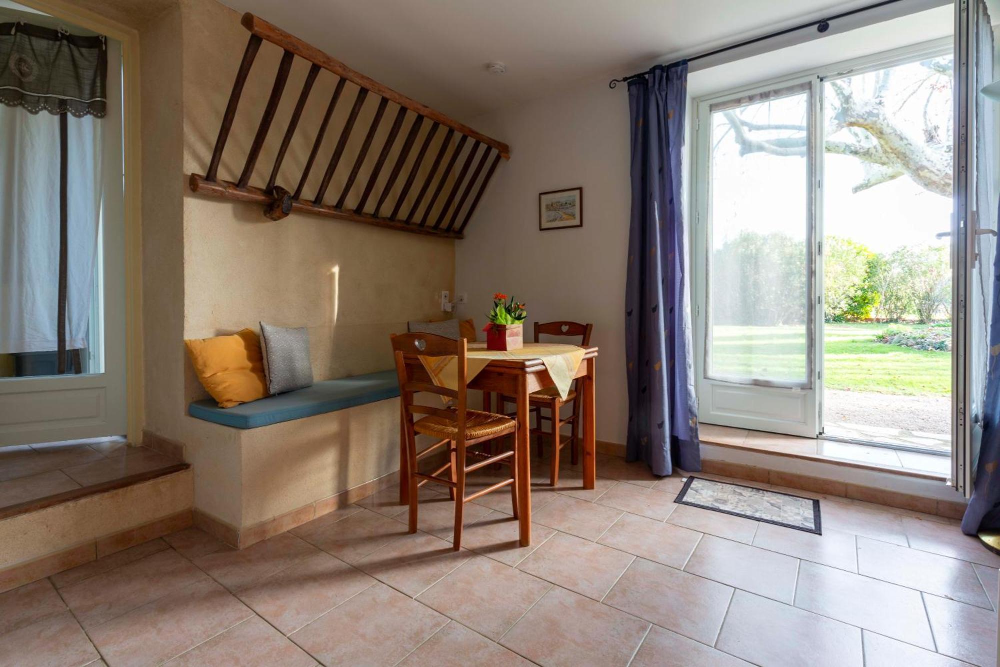 Mas du Clos de l'Escarrat Jonquieres  Extérieur photo